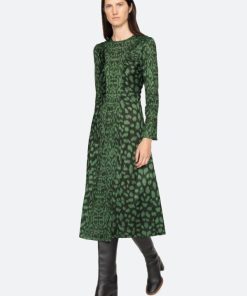 Ivyandthread.shopded93155a5 1